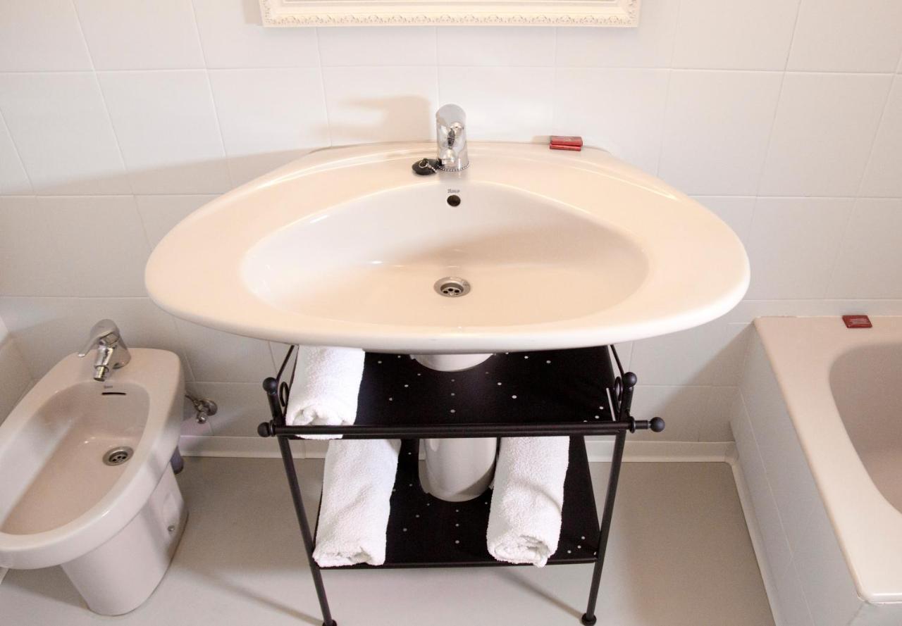 Hostal Boreal Mistral Burgo エクステリア 写真